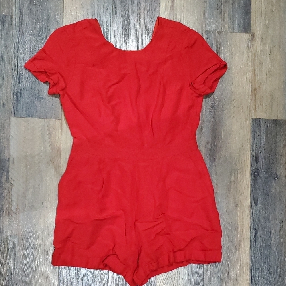Banana Republic Red Romper Linen Blend Lightweight Short-Sleeved